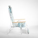 Beach Chair Chair with 5 Recline Positions Causing Foot Discomfort