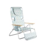 Beach Chair Chair with 5 Recline Positions Causing Foot Discomfort